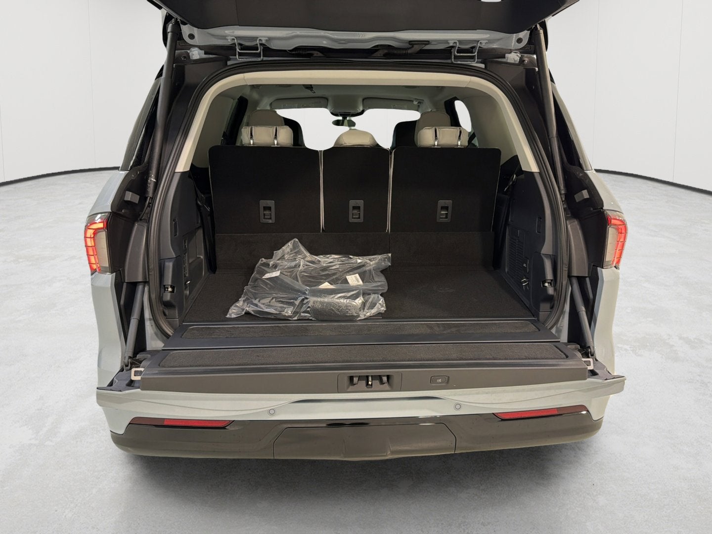 2026 Lincoln Navigator Premiere