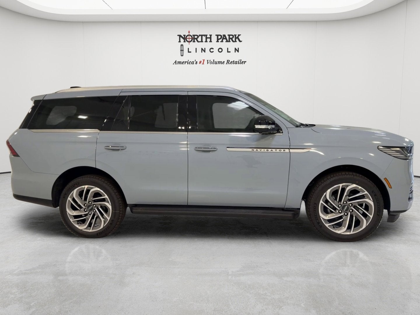 2026 Lincoln Navigator Premiere