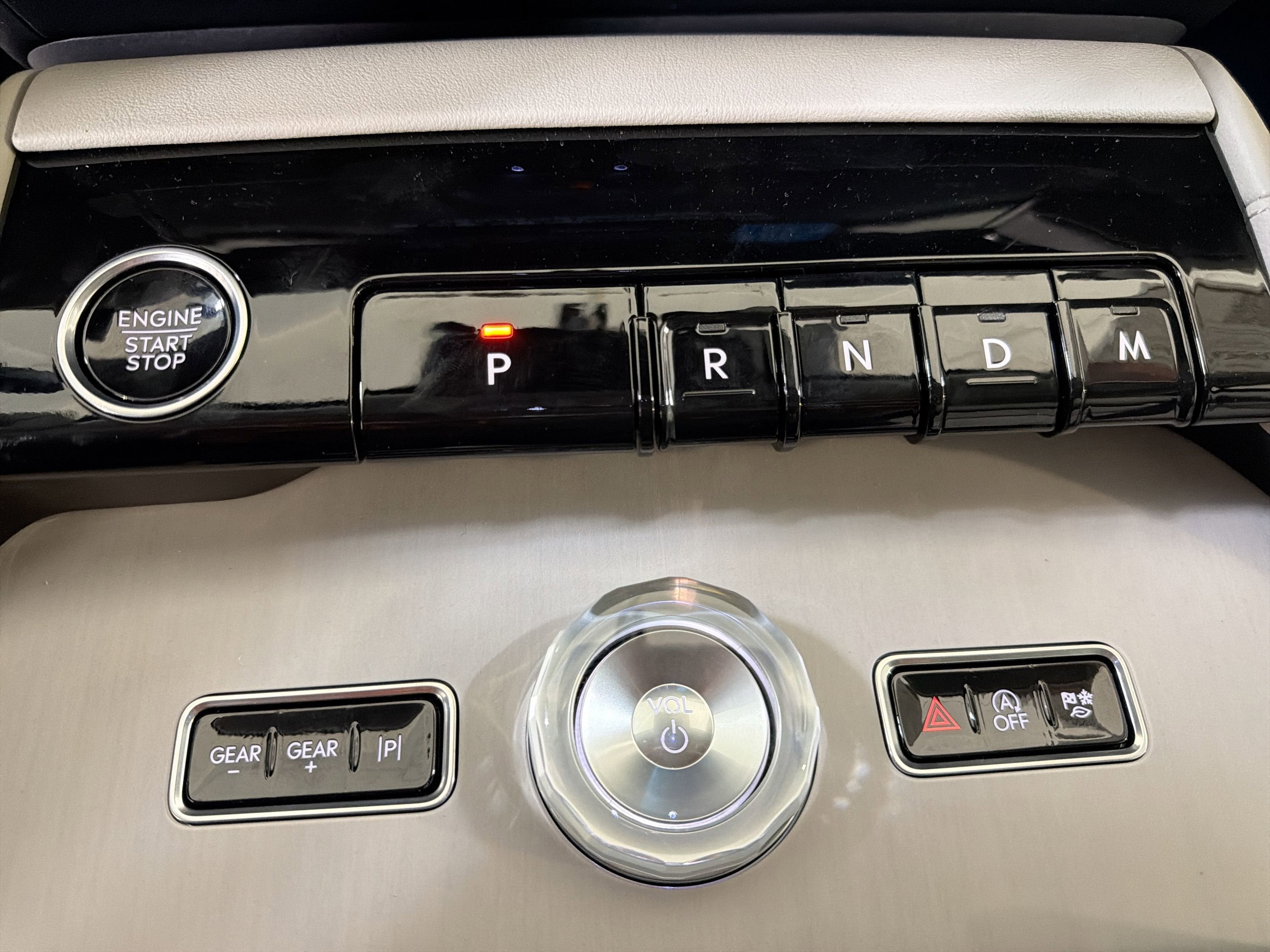 2026 Lincoln Navigator Premiere