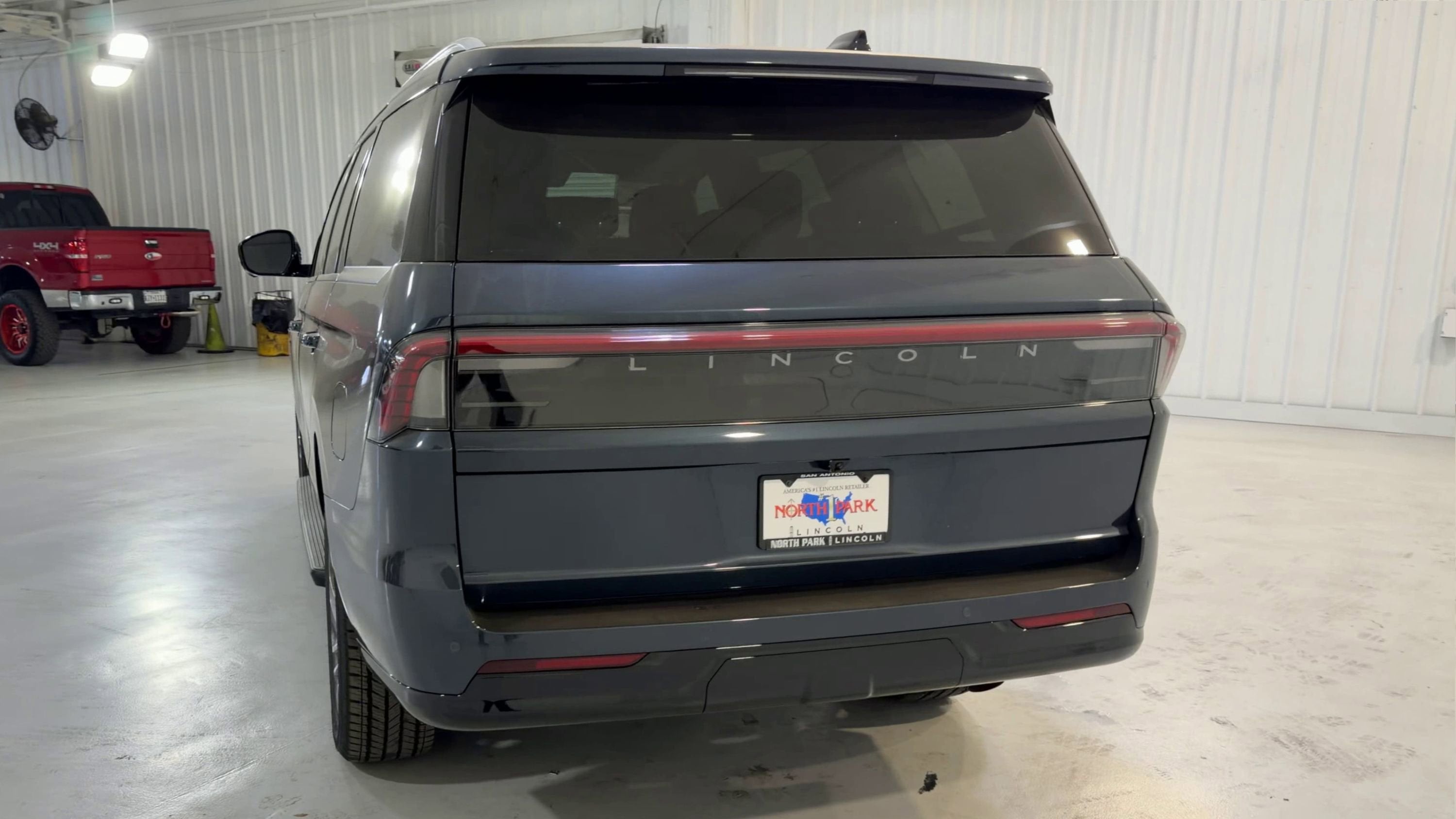 2026 Lincoln Navigator Premiere