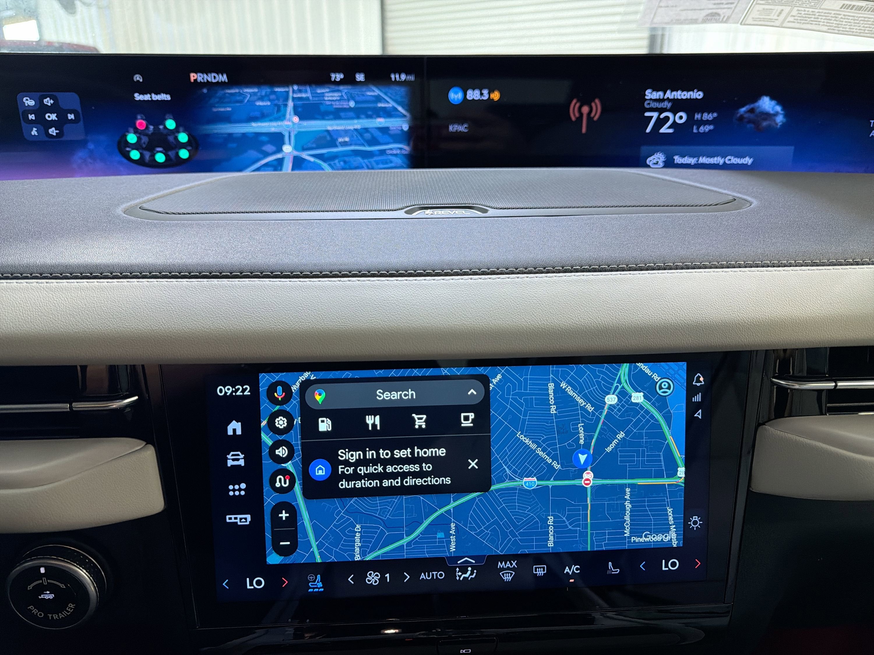 2026 Lincoln Navigator Premiere