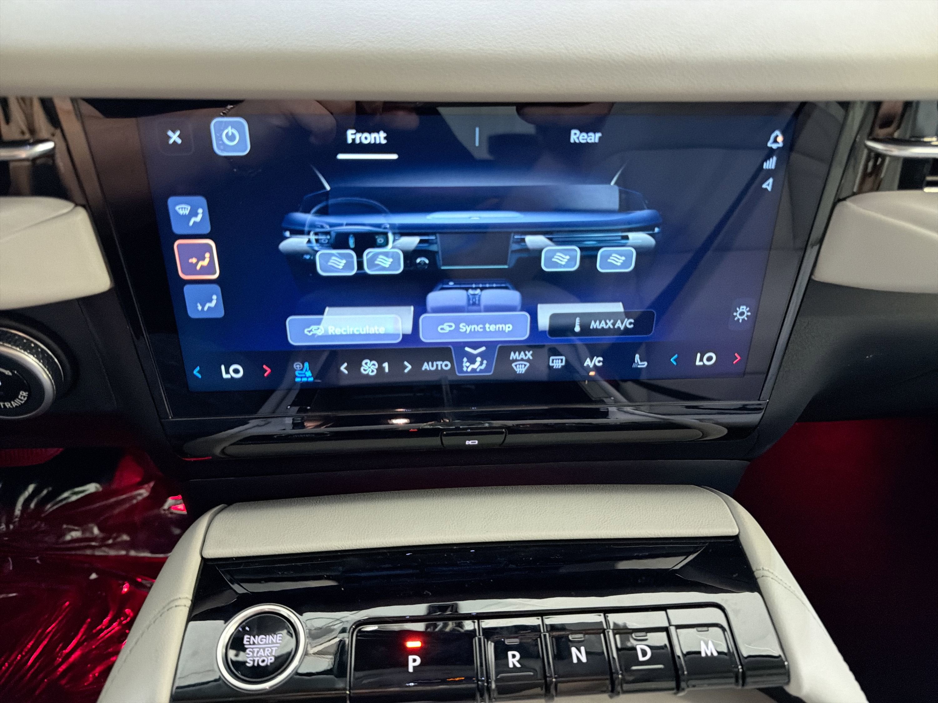 2026 Lincoln Navigator Premiere