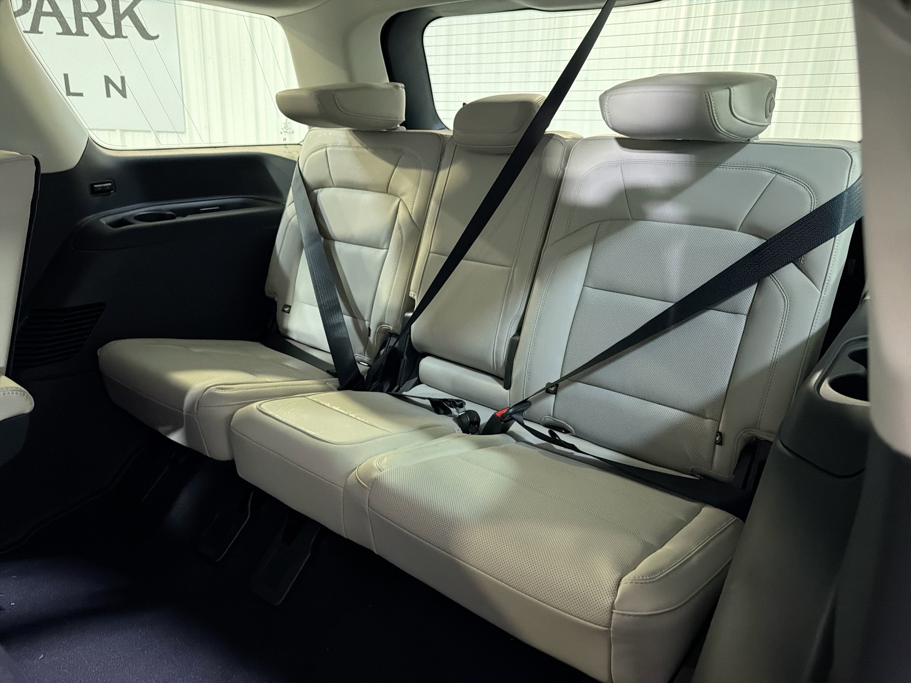 2026 Lincoln Navigator Premiere
