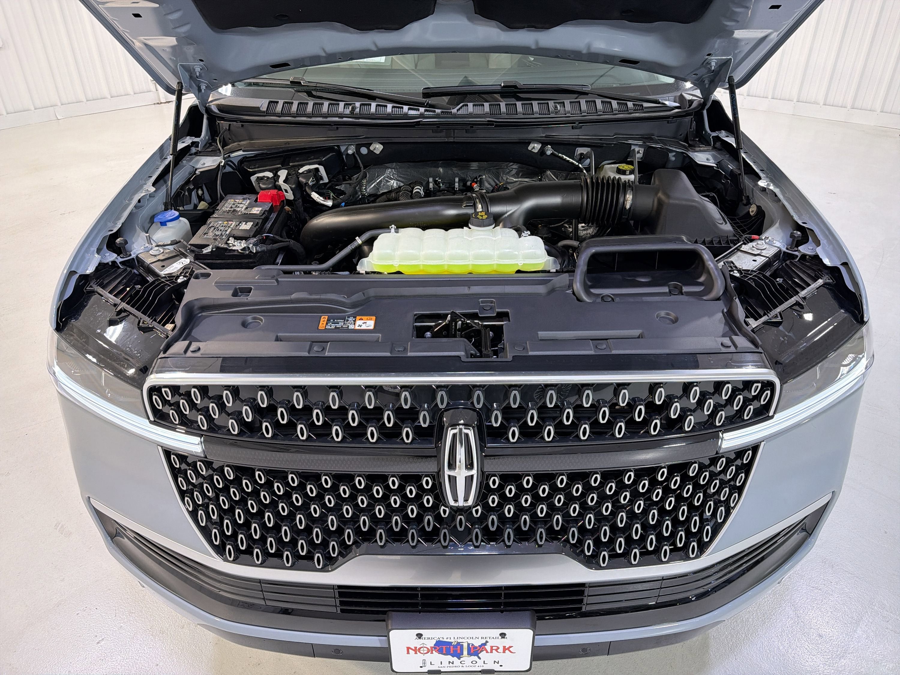 2026 Lincoln Navigator Premiere
