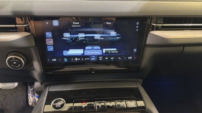 2026 Lincoln Navigator Premiere