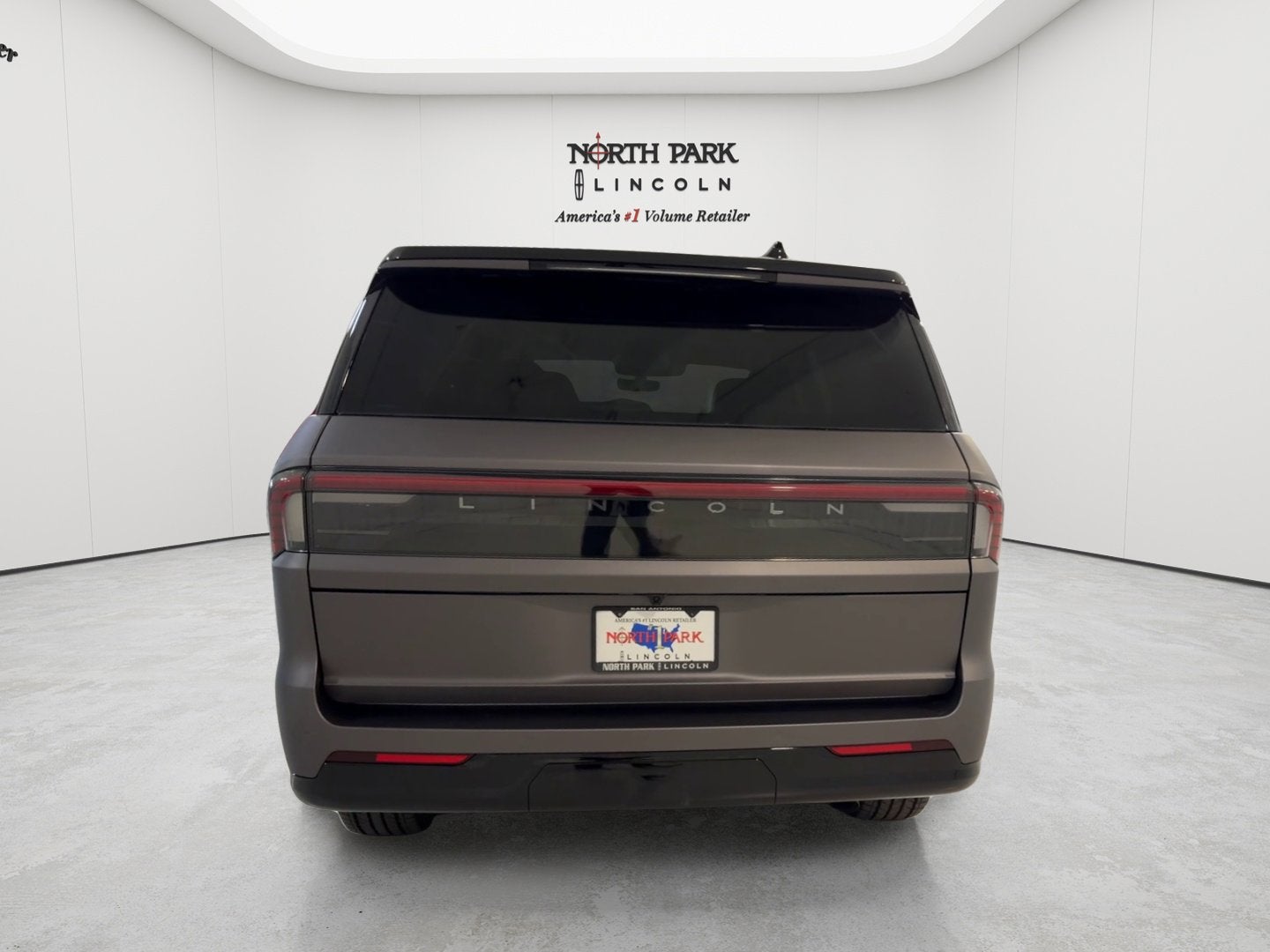 2026 Lincoln Navigator Premiere