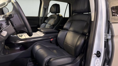 2026 Lincoln Navigator Premiere