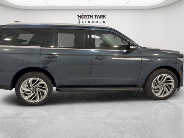 2026 Lincoln Navigator Premiere