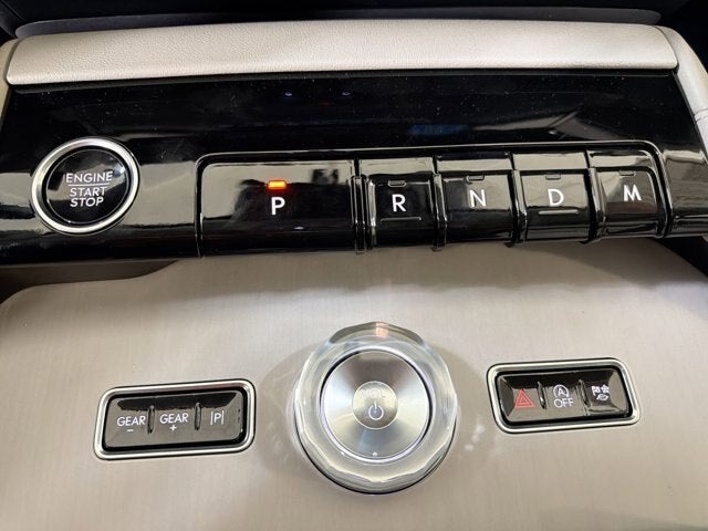 2026 Lincoln Navigator Premiere
