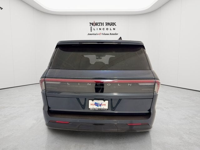 2026 Lincoln Navigator Premiere