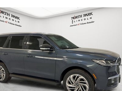2026 Lincoln Navigator Premiere