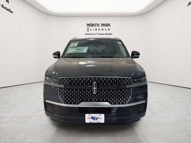 2026 Lincoln Navigator Premiere