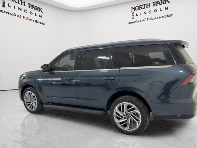 2026 Lincoln Navigator Premiere