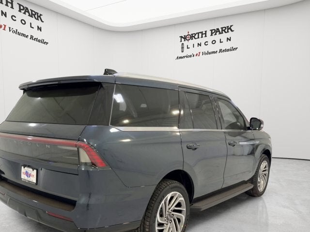 2026 Lincoln Navigator Premiere