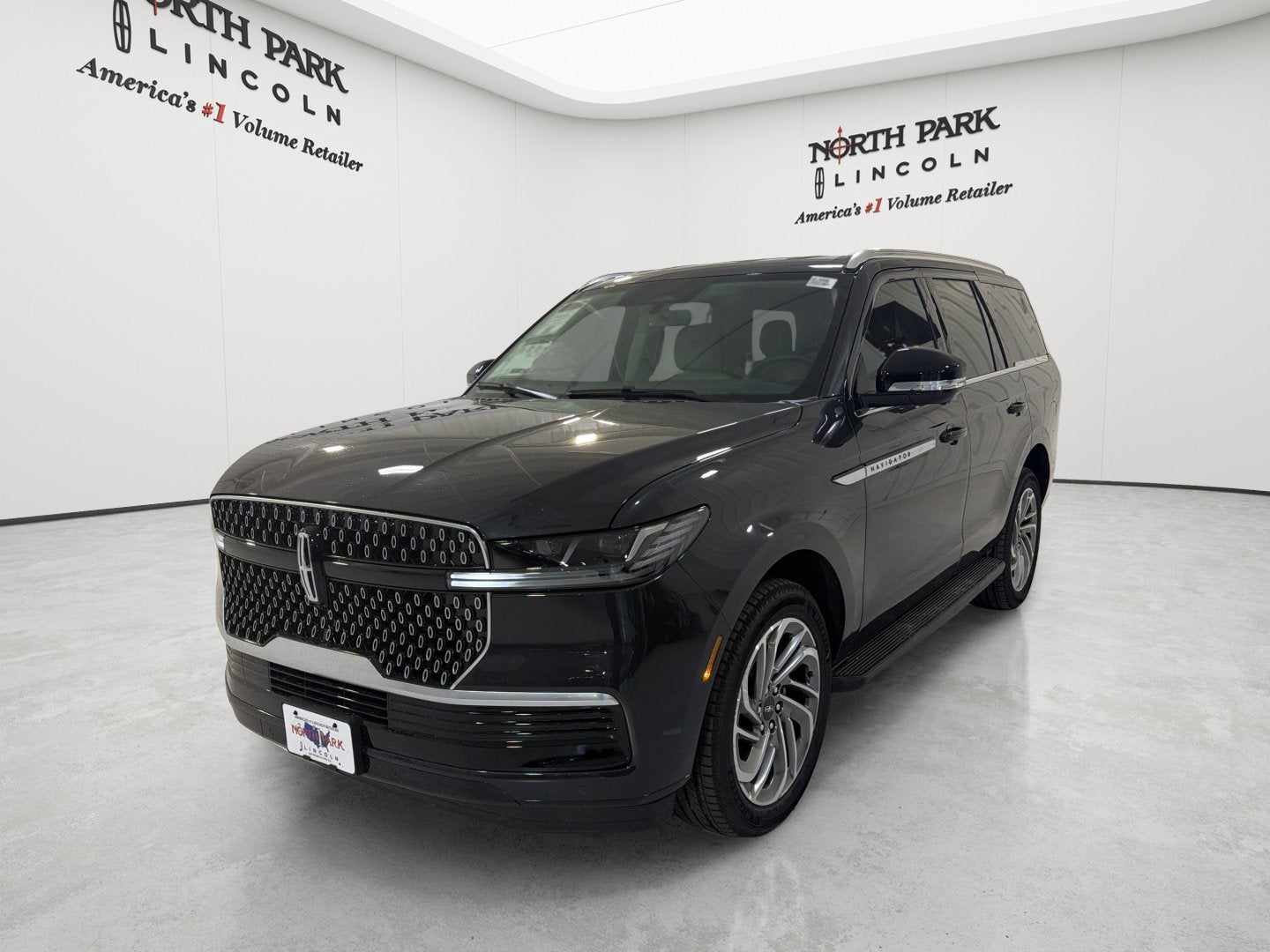 2026 Lincoln Navigator Premiere AWD's photo