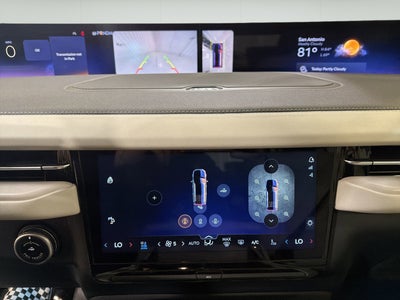 2026 Lincoln Navigator Premiere