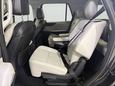 2026 Lincoln Navigator Premiere