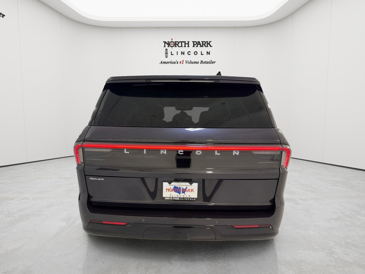 2026 Lincoln Navigator Premiere