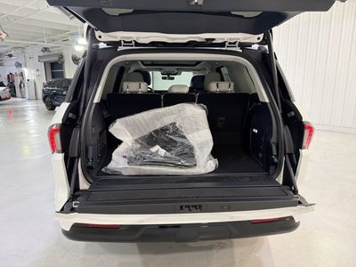 2026 Lincoln Navigator Premiere