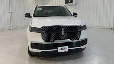 2026 Lincoln Navigator Premiere