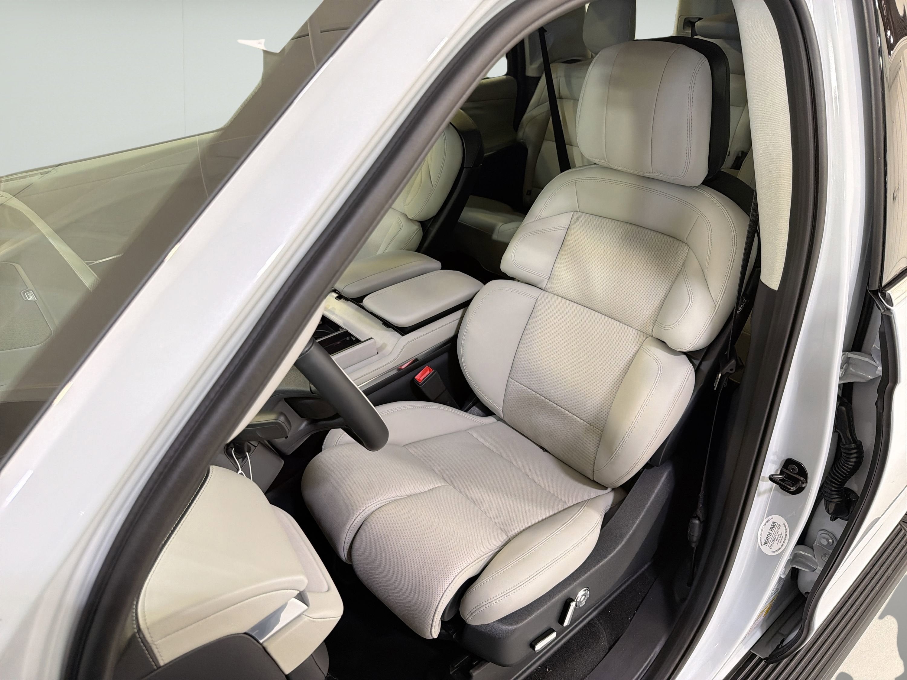 2026 Lincoln Navigator Premiere