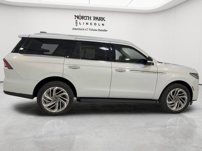2026 Lincoln Navigator Premiere