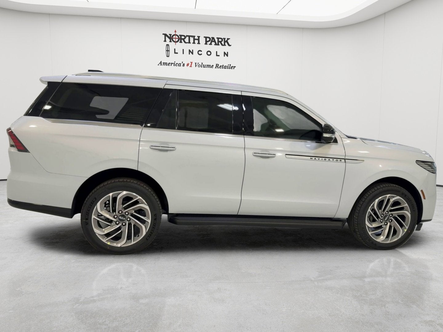 2026 Lincoln Navigator Premiere