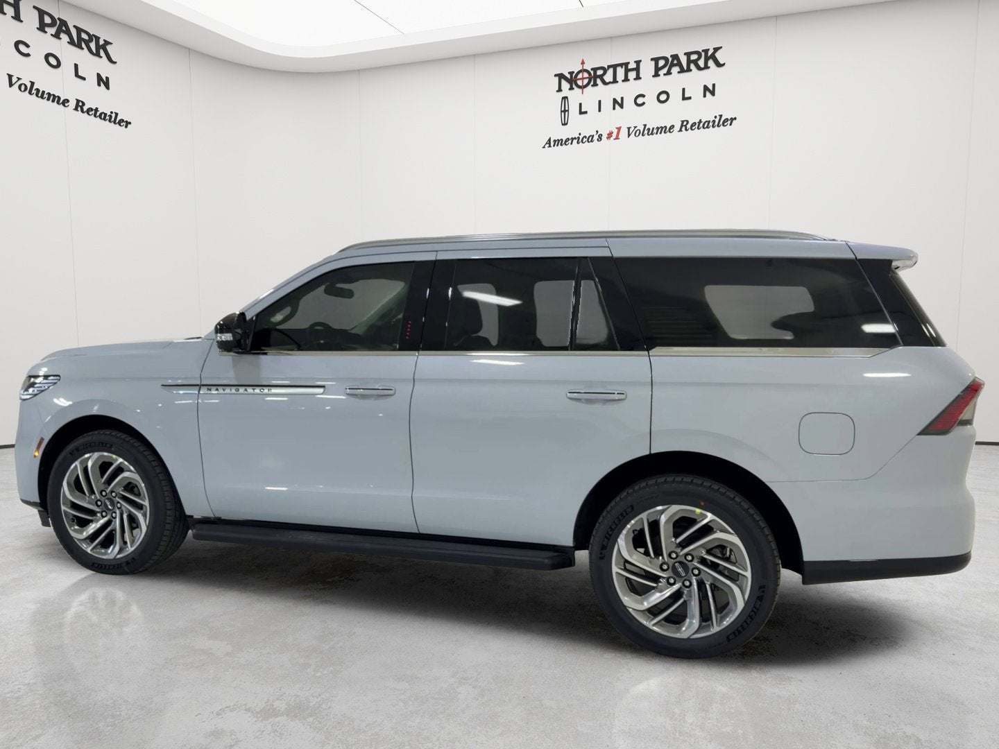 2026 Lincoln Navigator Premiere