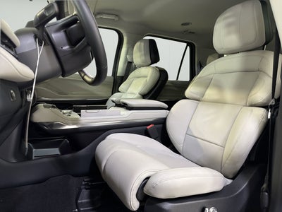 2026 Lincoln Navigator Premiere