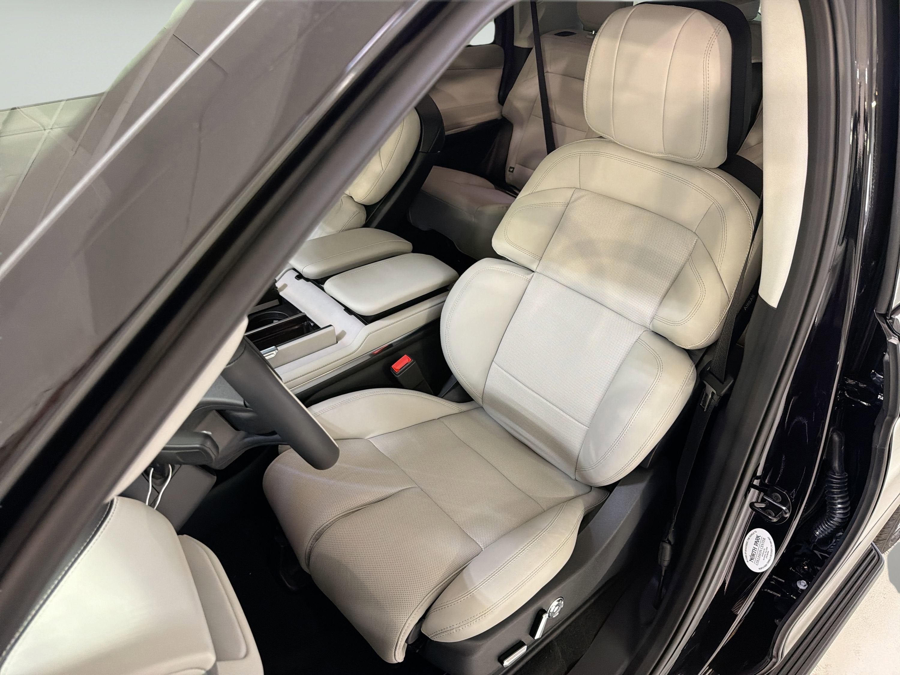 2026 Lincoln Navigator Premiere