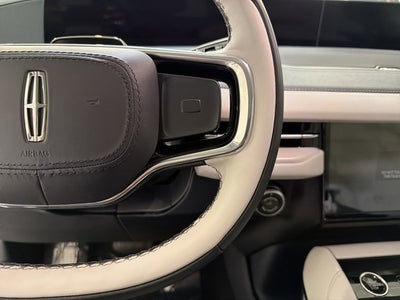 2026 Lincoln Navigator Premiere