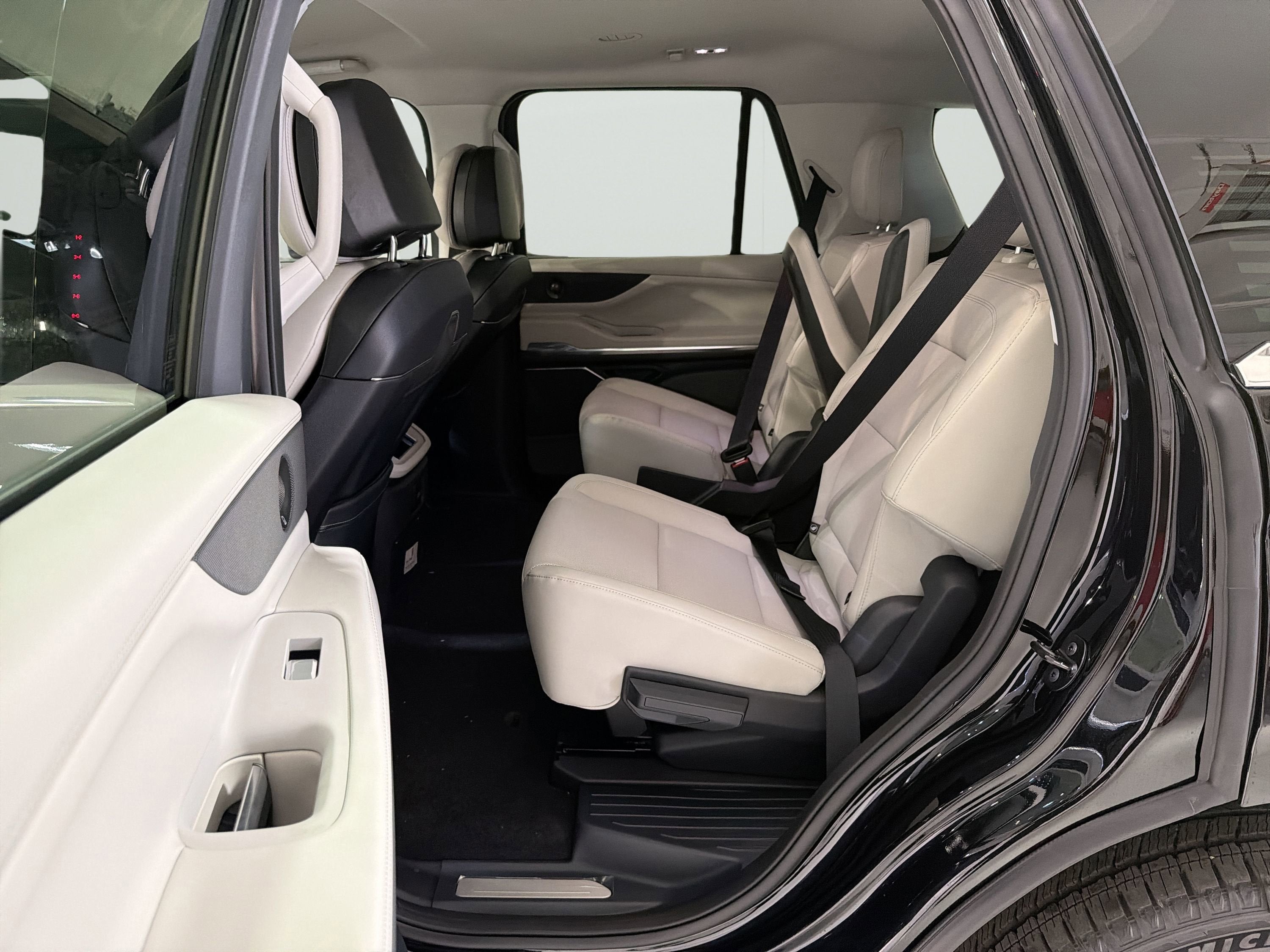2026 Lincoln Navigator Premiere