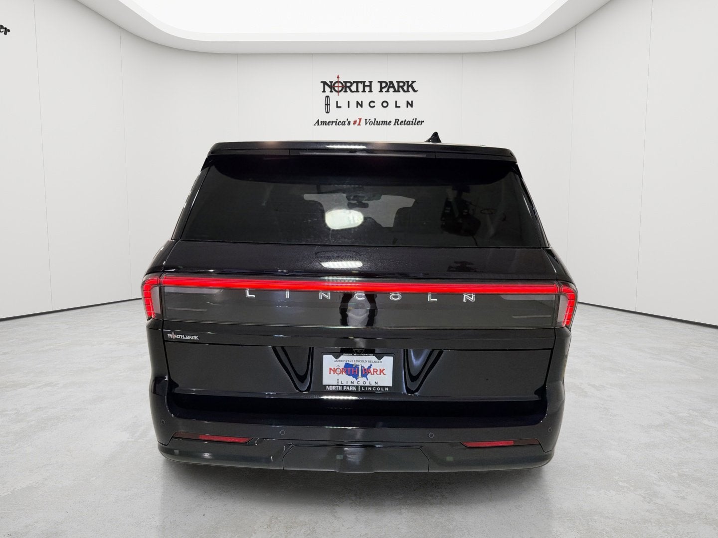 2026 Lincoln Navigator Premiere