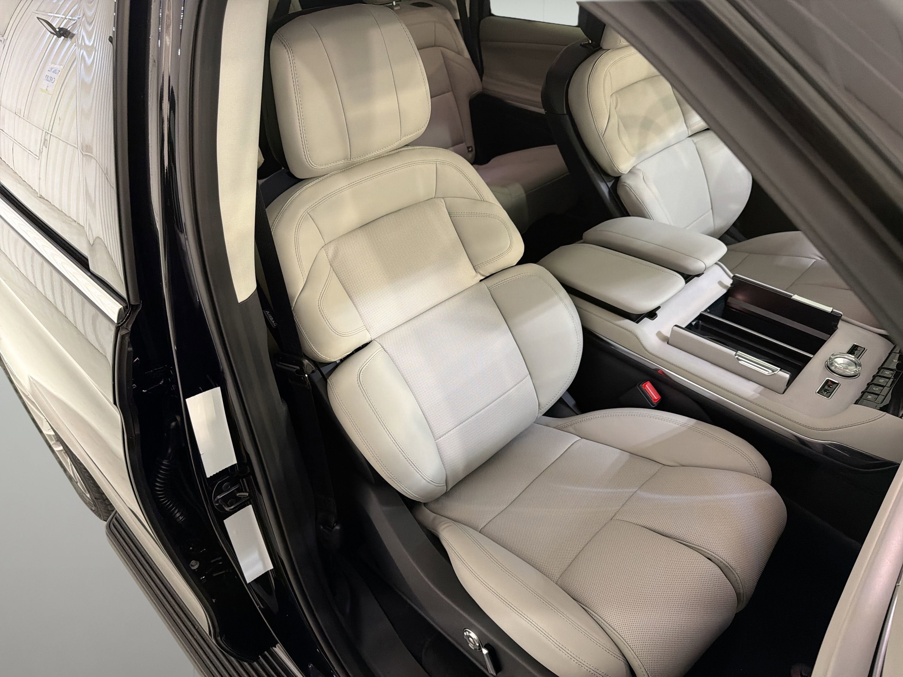 2026 Lincoln Navigator Premiere