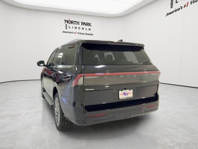 2026 Lincoln Navigator Premiere