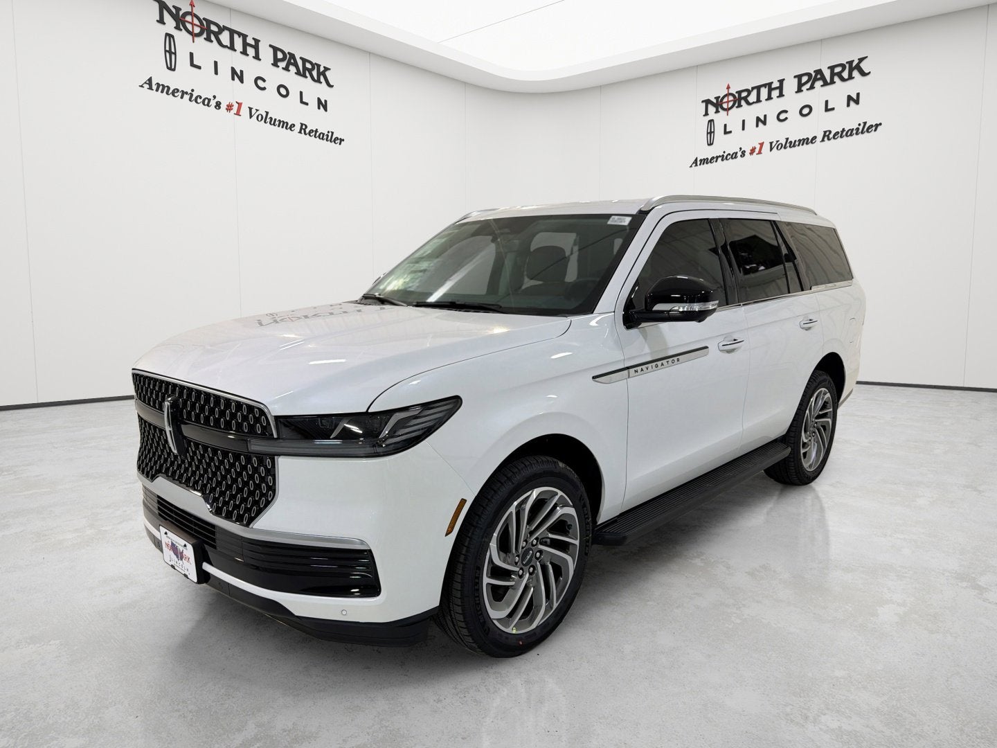 2026 Lincoln Navigator Premiere AWD's photo