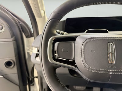 2026 Lincoln Navigator Premiere