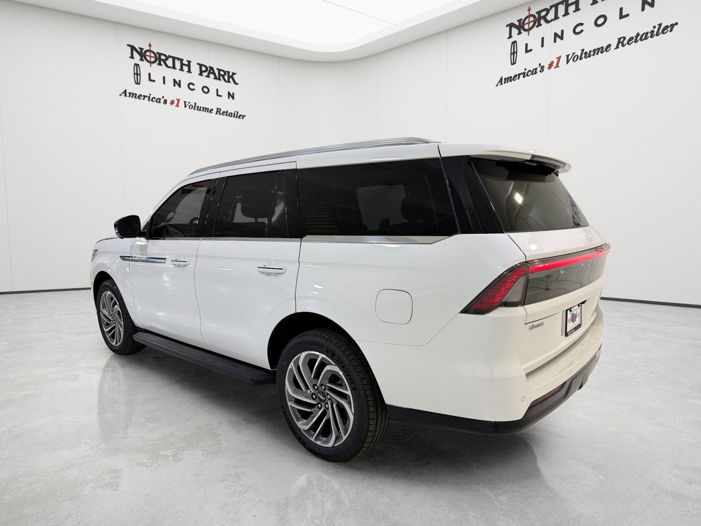 2026 Lincoln Navigator Premiere