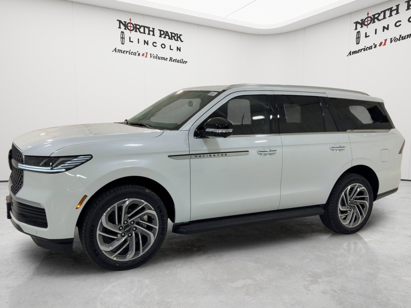 2026 Lincoln Navigator Premiere