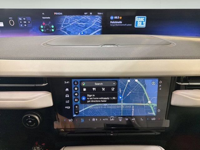 2026 Lincoln Navigator Premiere