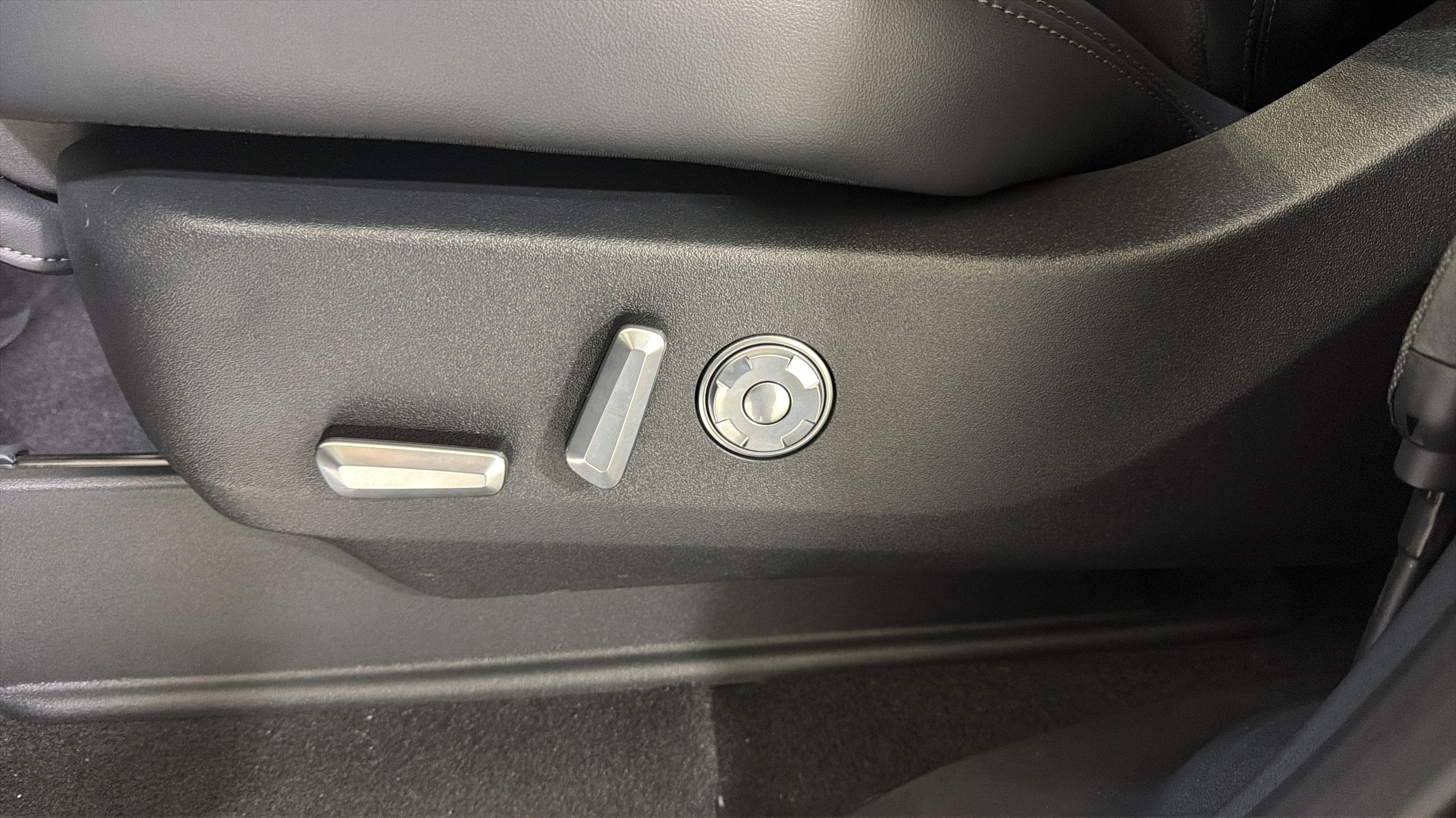 2026 Lincoln Navigator Premiere