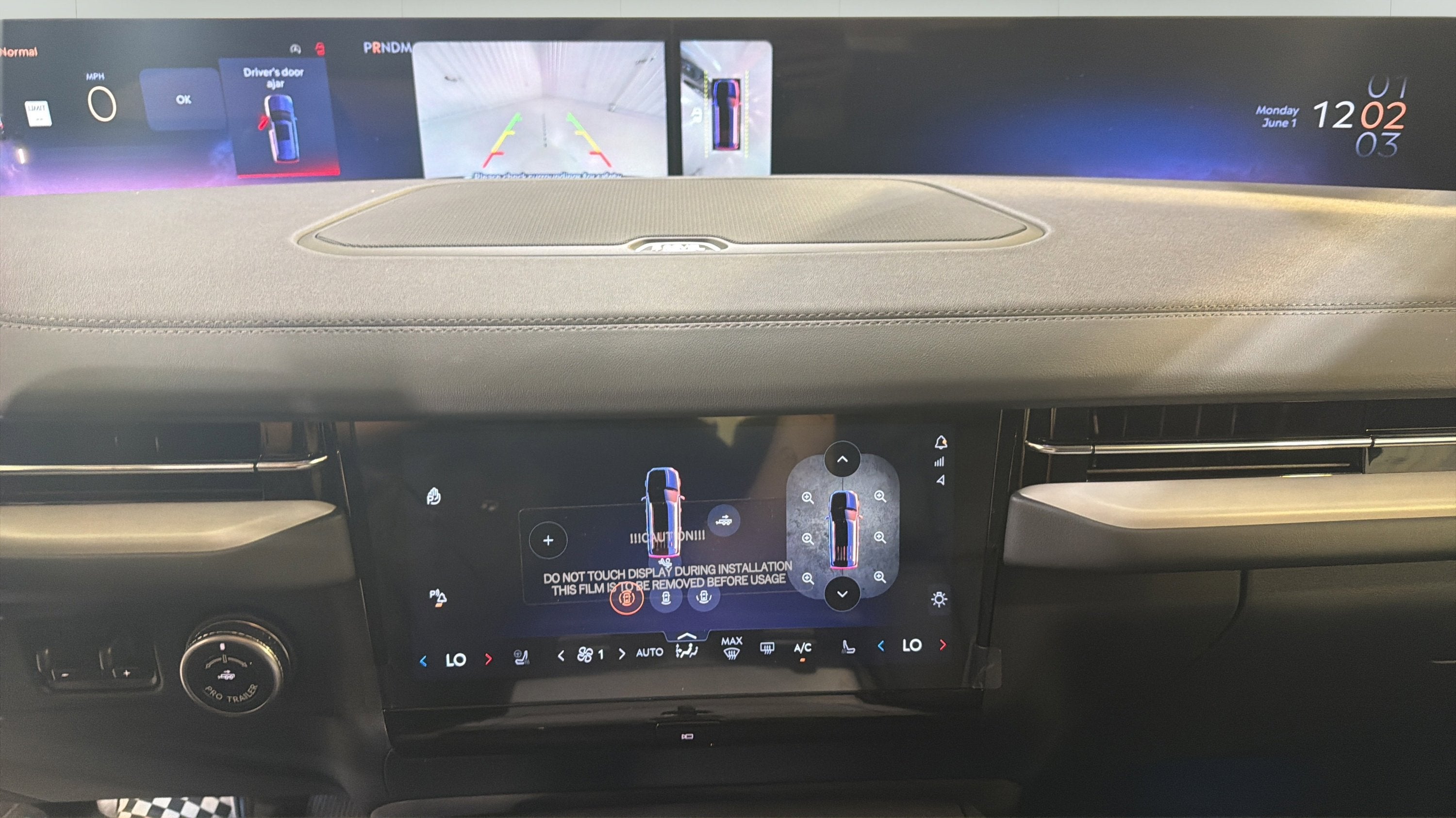 2026 Lincoln Navigator Premiere