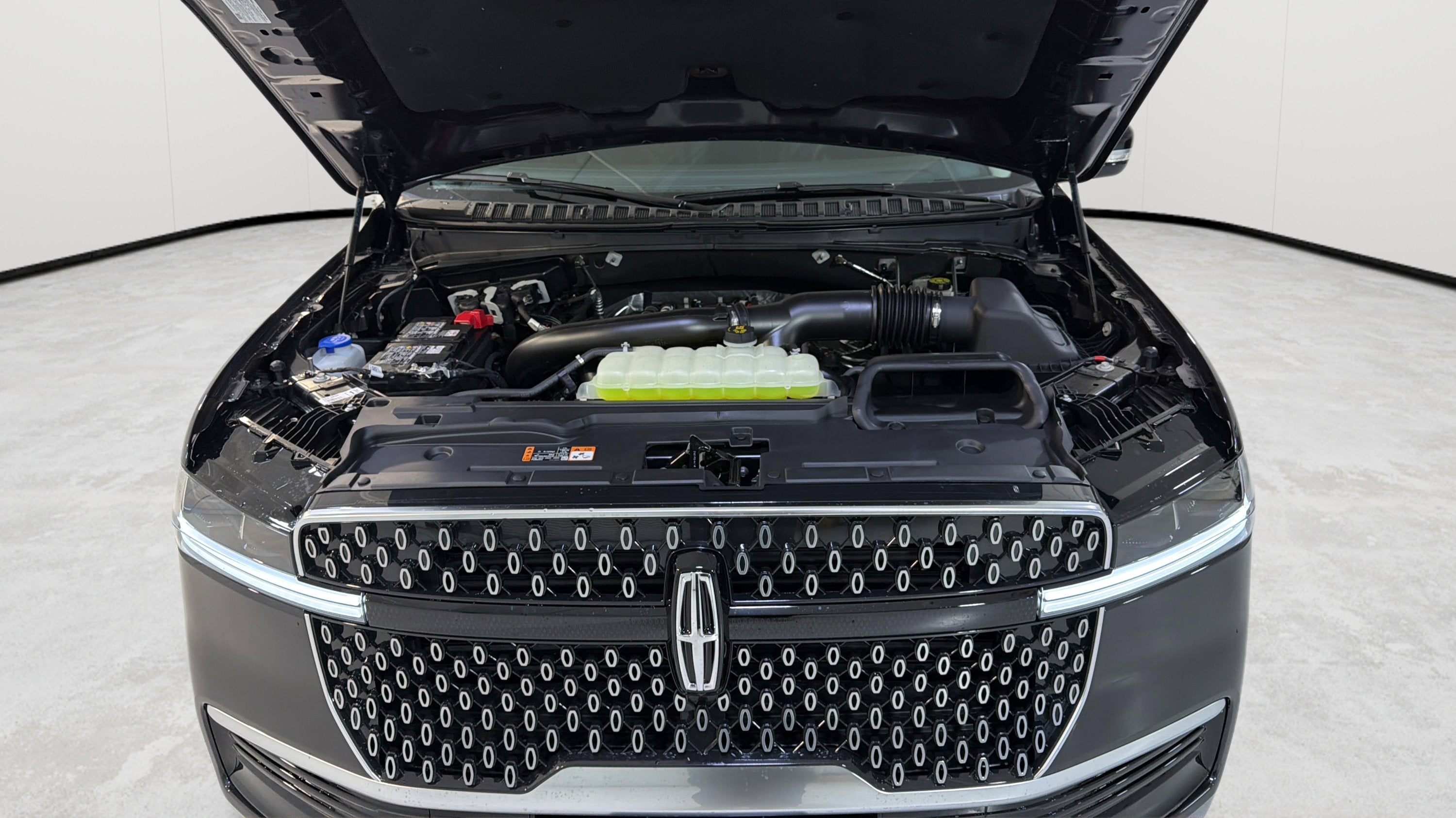 2026 Lincoln Navigator Premiere