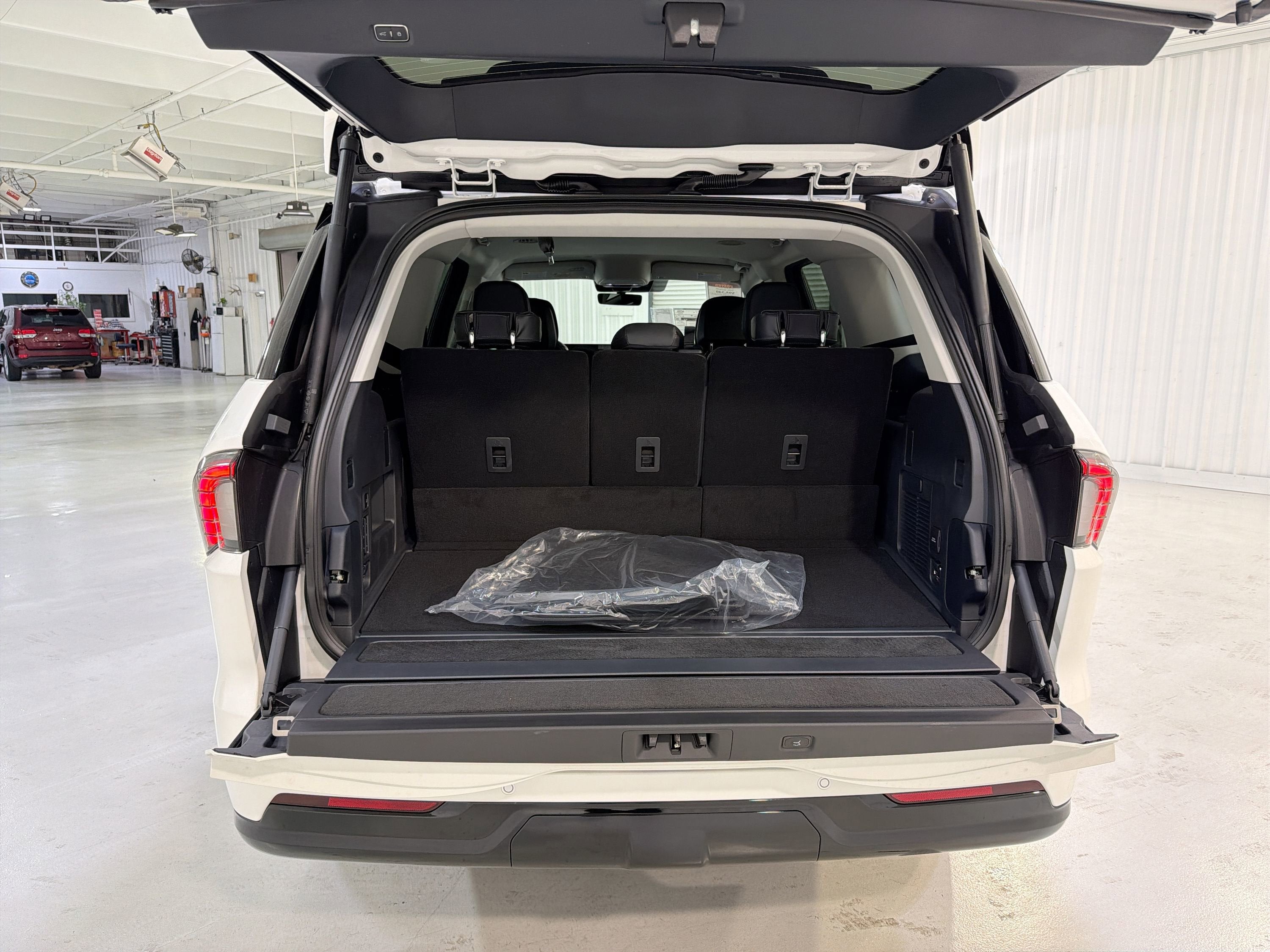 2026 Lincoln Navigator Premiere