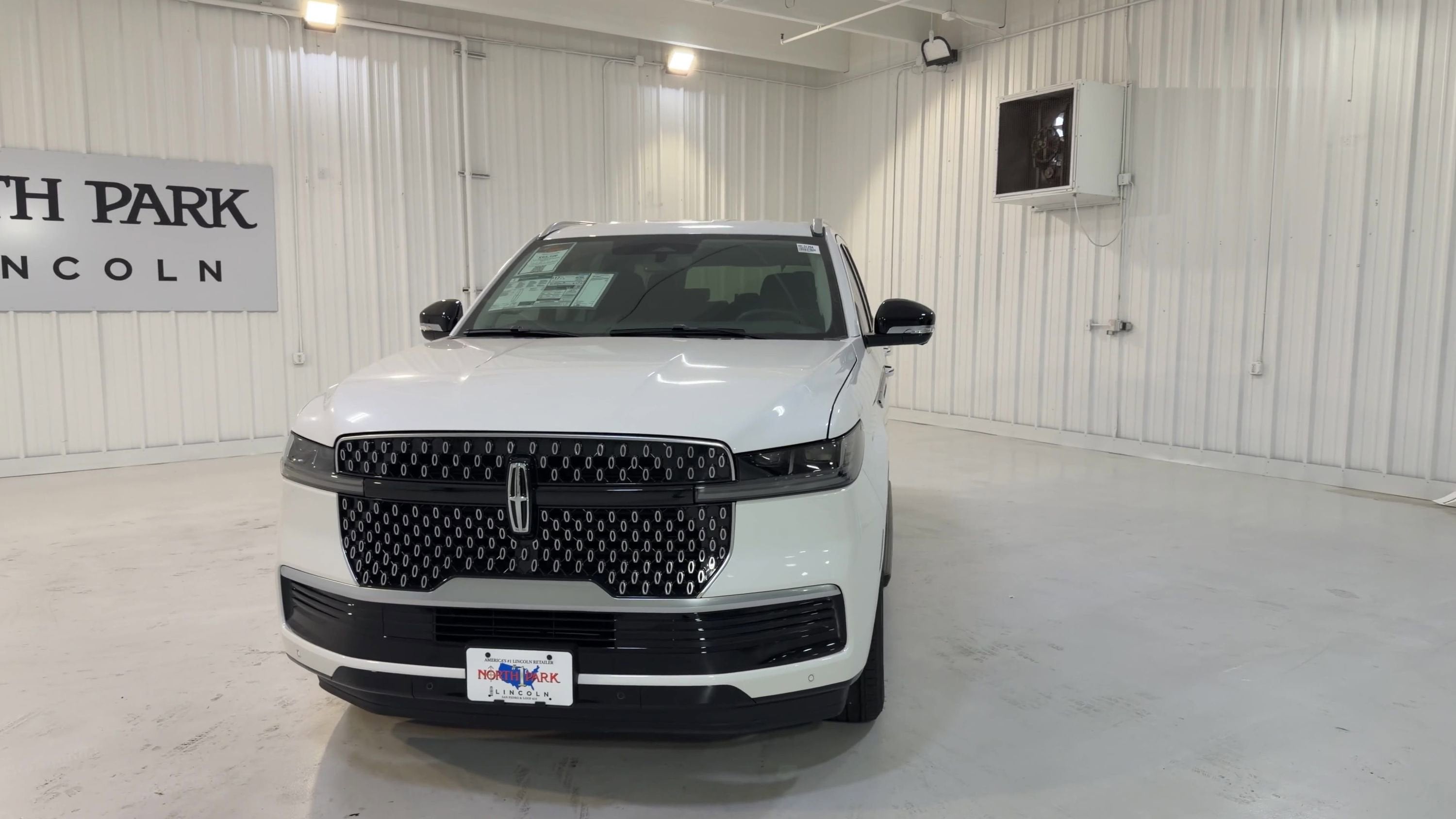 2026 Lincoln Navigator Premiere