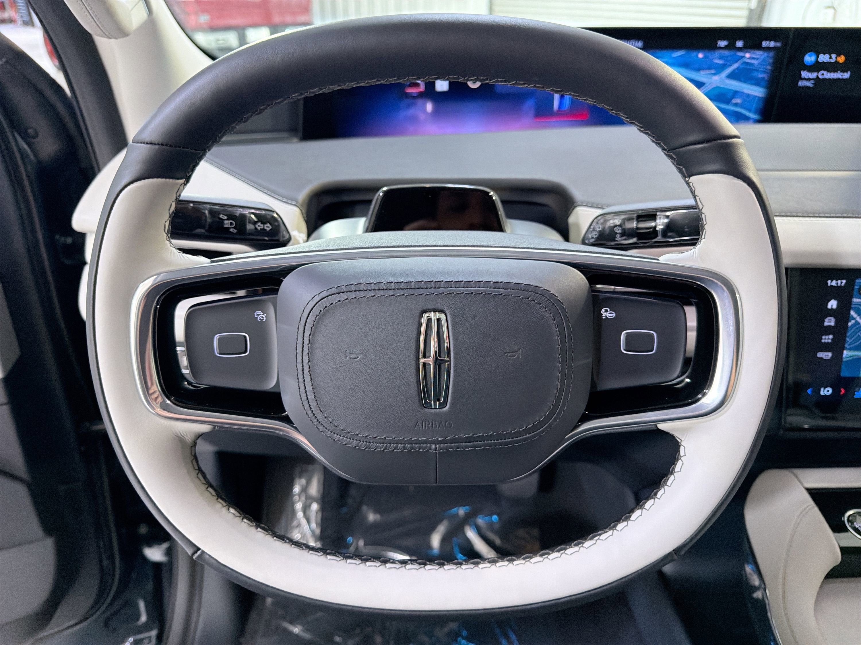 2026 Lincoln Navigator Premiere