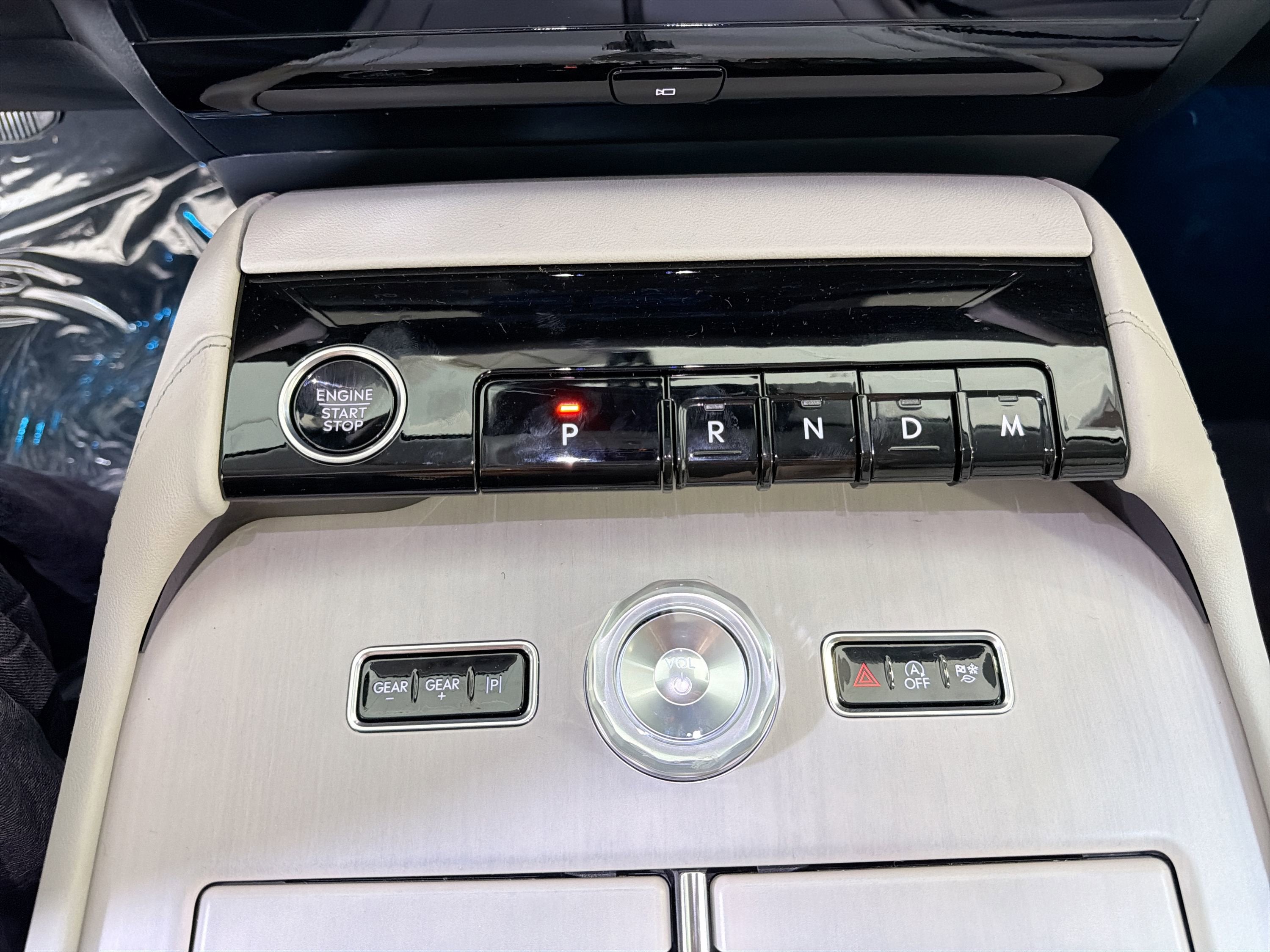 2026 Lincoln Navigator Premiere