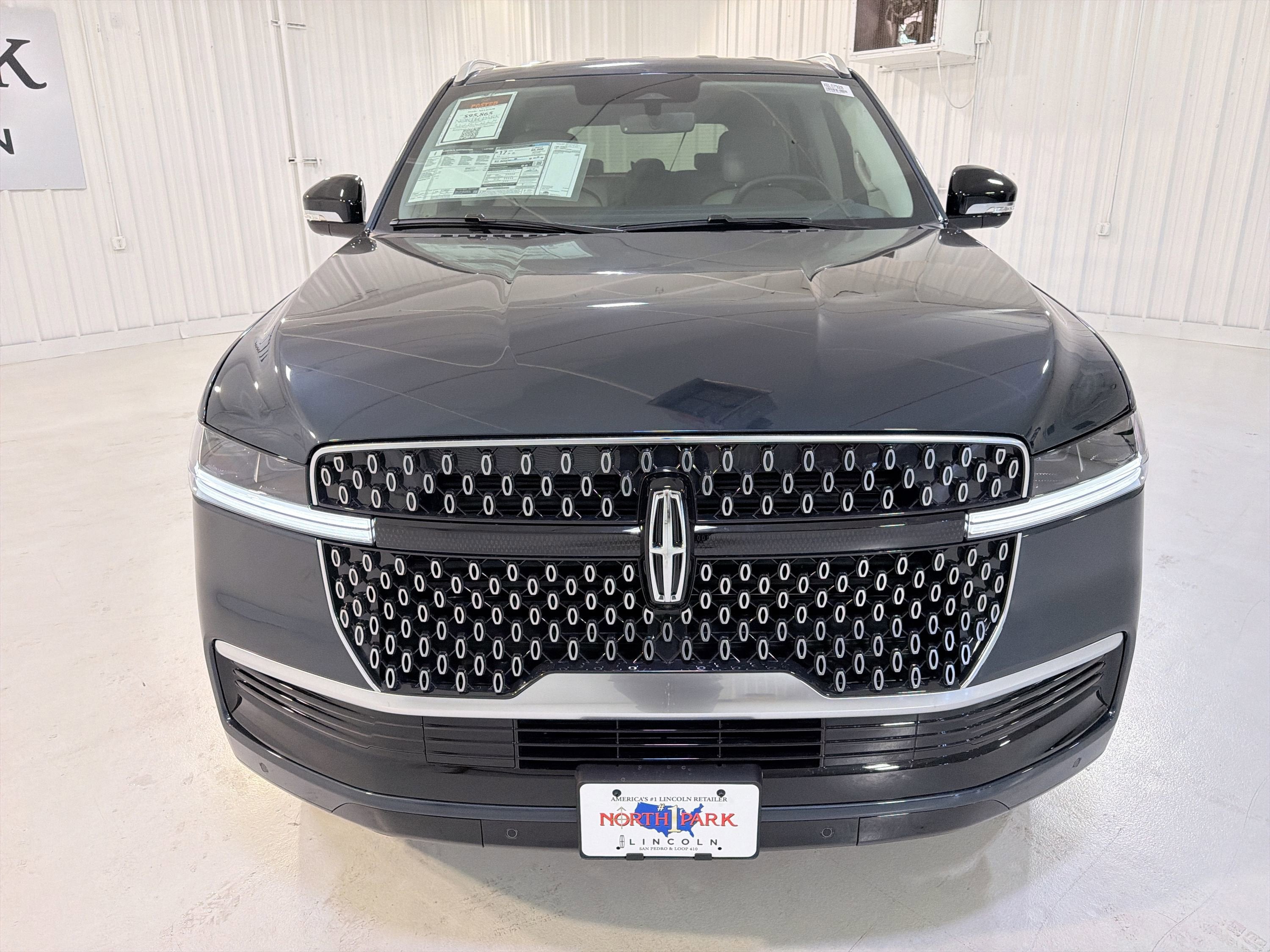 2026 Lincoln Navigator Premiere