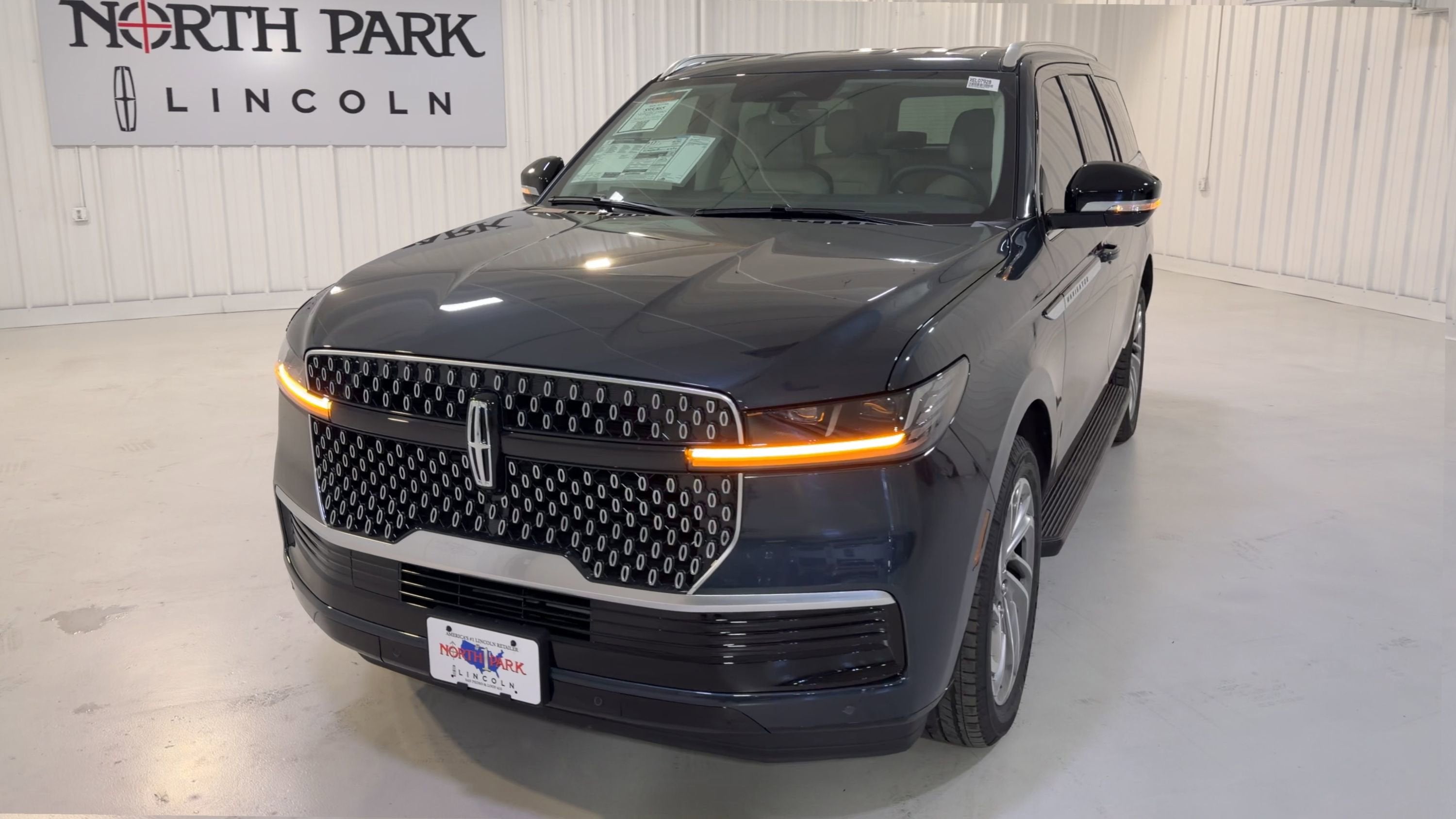 2026 Lincoln Navigator Premiere