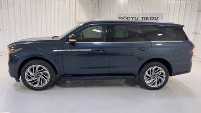 2026 Lincoln Navigator Premiere